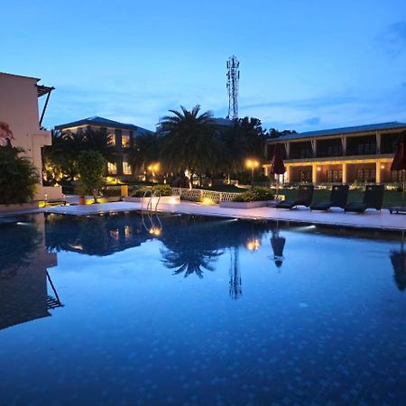 The Creek Boutique Resort & Spa โบลปูร์ ภายนอก รูปภาพ