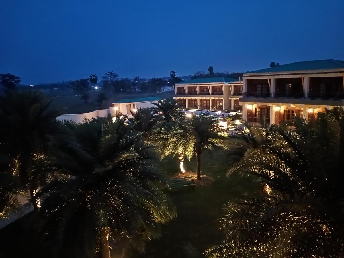 The Creek Boutique Resort & Spa โบลปูร์ ภายนอก รูปภาพ